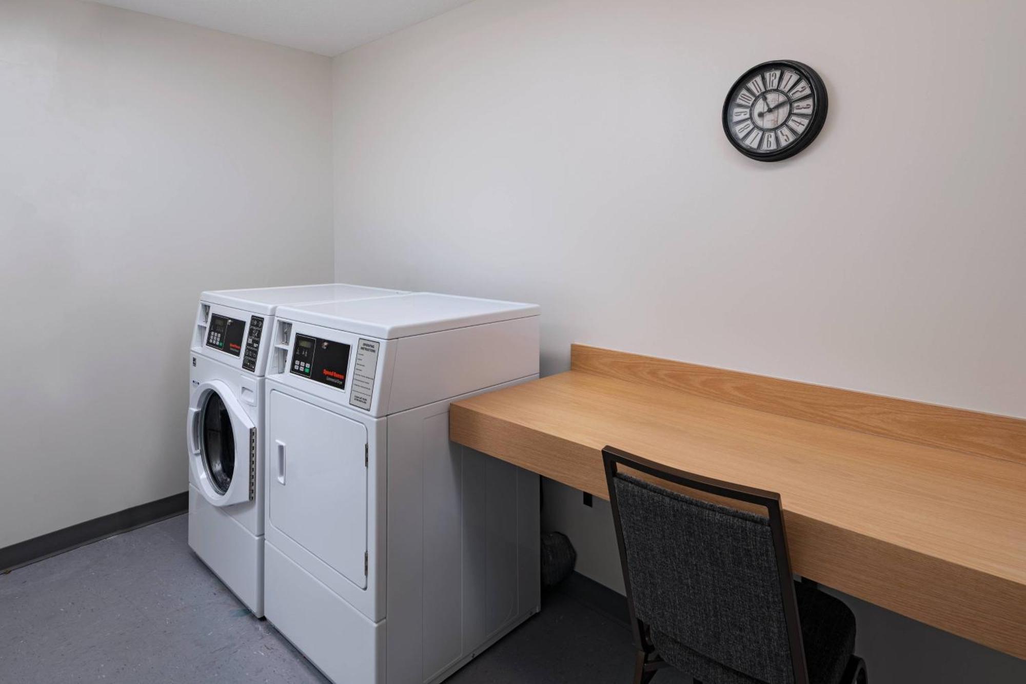 Fairfield Inn & Suites By Marriott Oskaloosa المظهر الخارجي الصورة